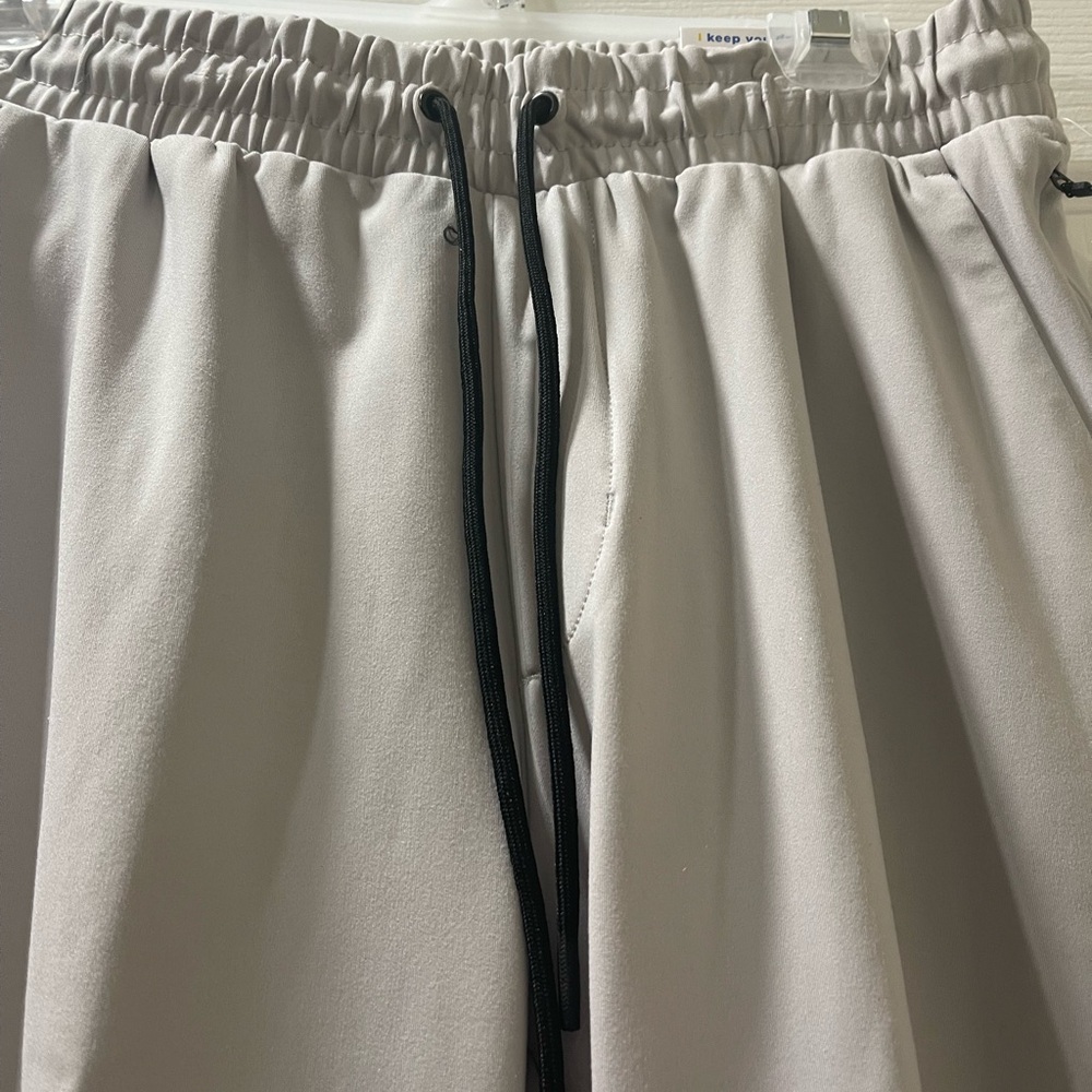 Bundle of 2 Old navy jogger very soft material black and gray - Picture 14 of 16